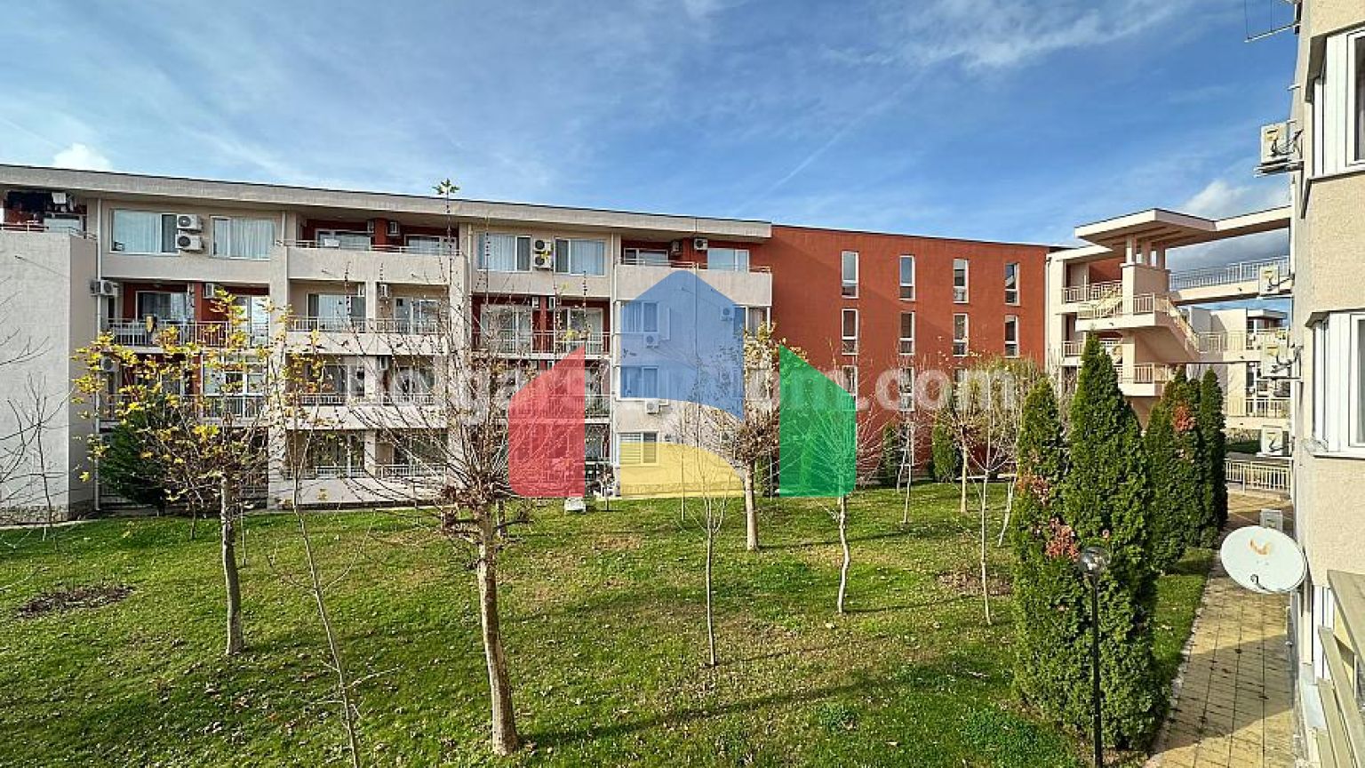 Квартира-студія в Несебр Форт