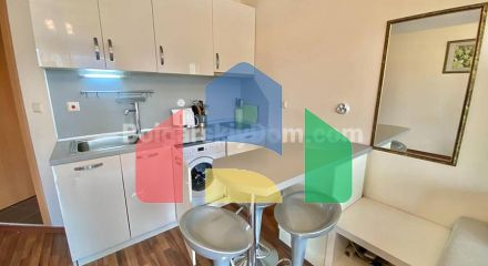 Квартира-студія в Амадеус 19