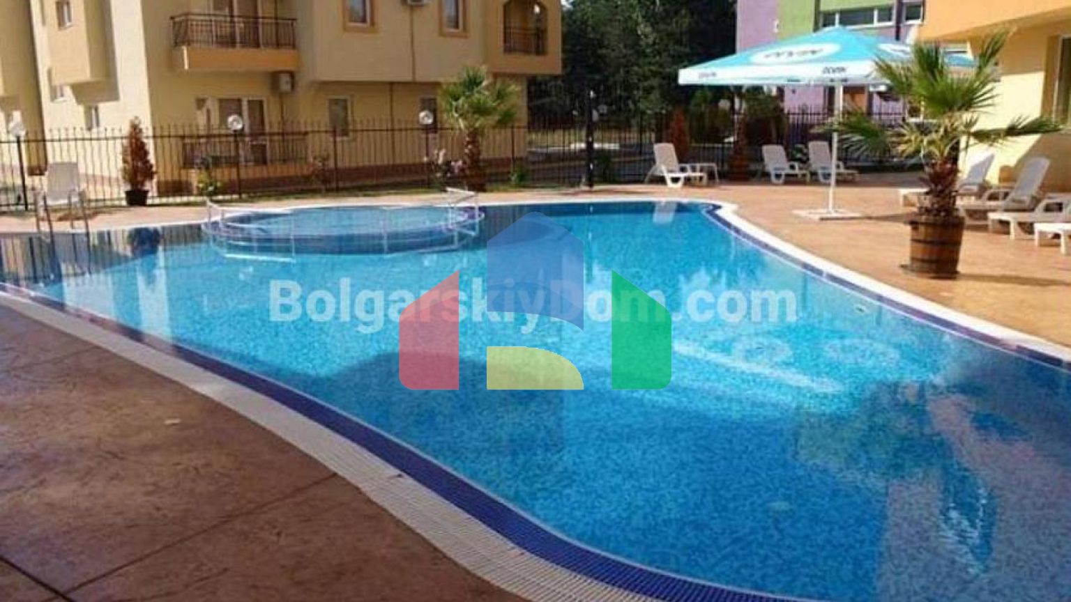 Квартира-студія в Амадеус 19