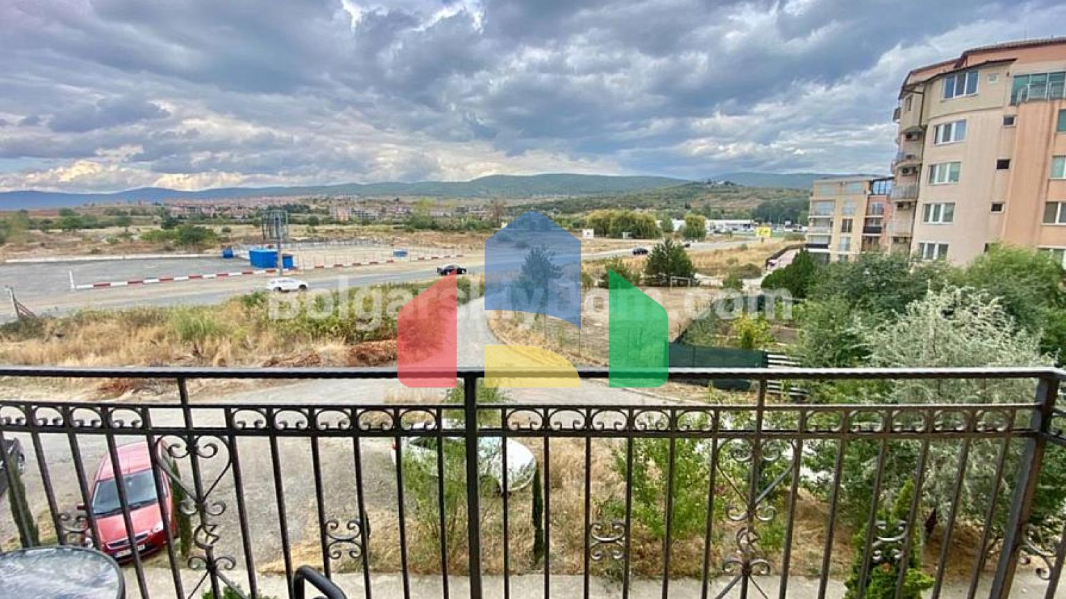 Квартира-студія в Амадеус 19