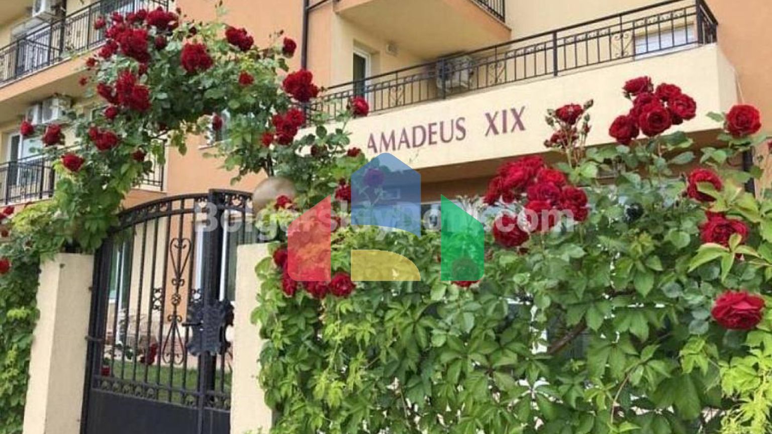 Квартира-студія в Амадеус 19