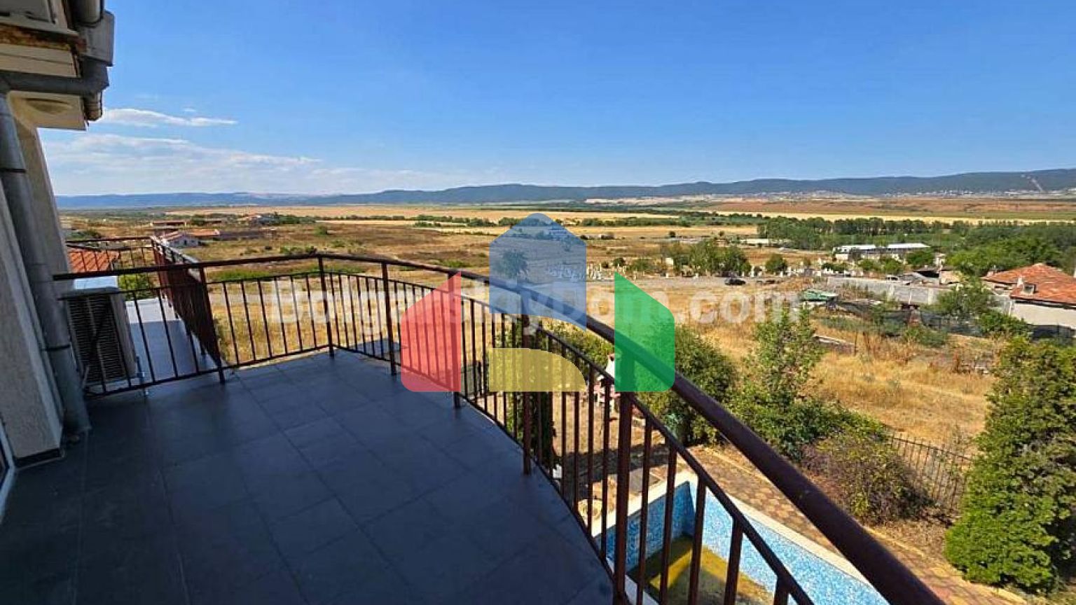 Двокімнатна квартира в Сіанела 1