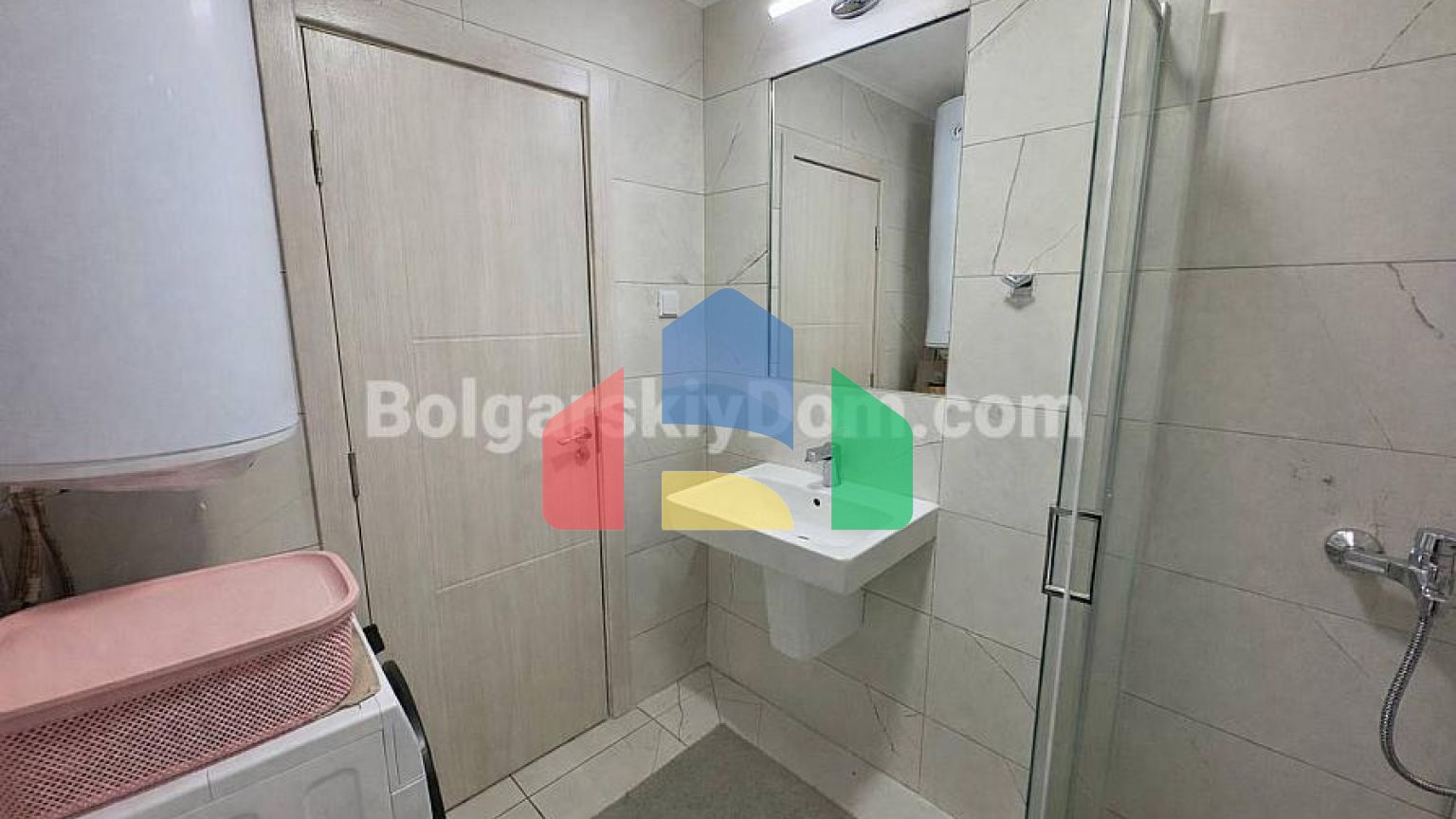 Двокімнатна квартира в Емілія Романа Парк