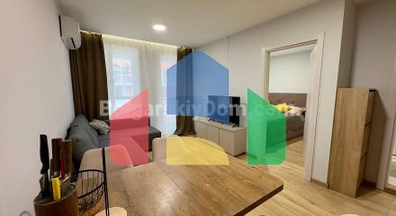 Двокімнатна квартира в Емілія Романа Парк