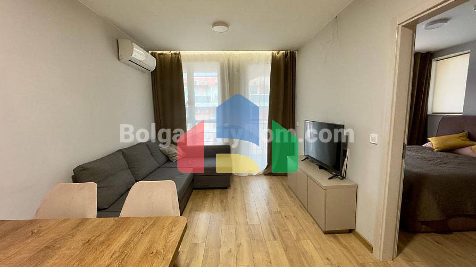 Двокімнатна квартира в Емілія Романа Парк