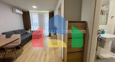 Двокімнатна квартира в Емілія Романа Парк