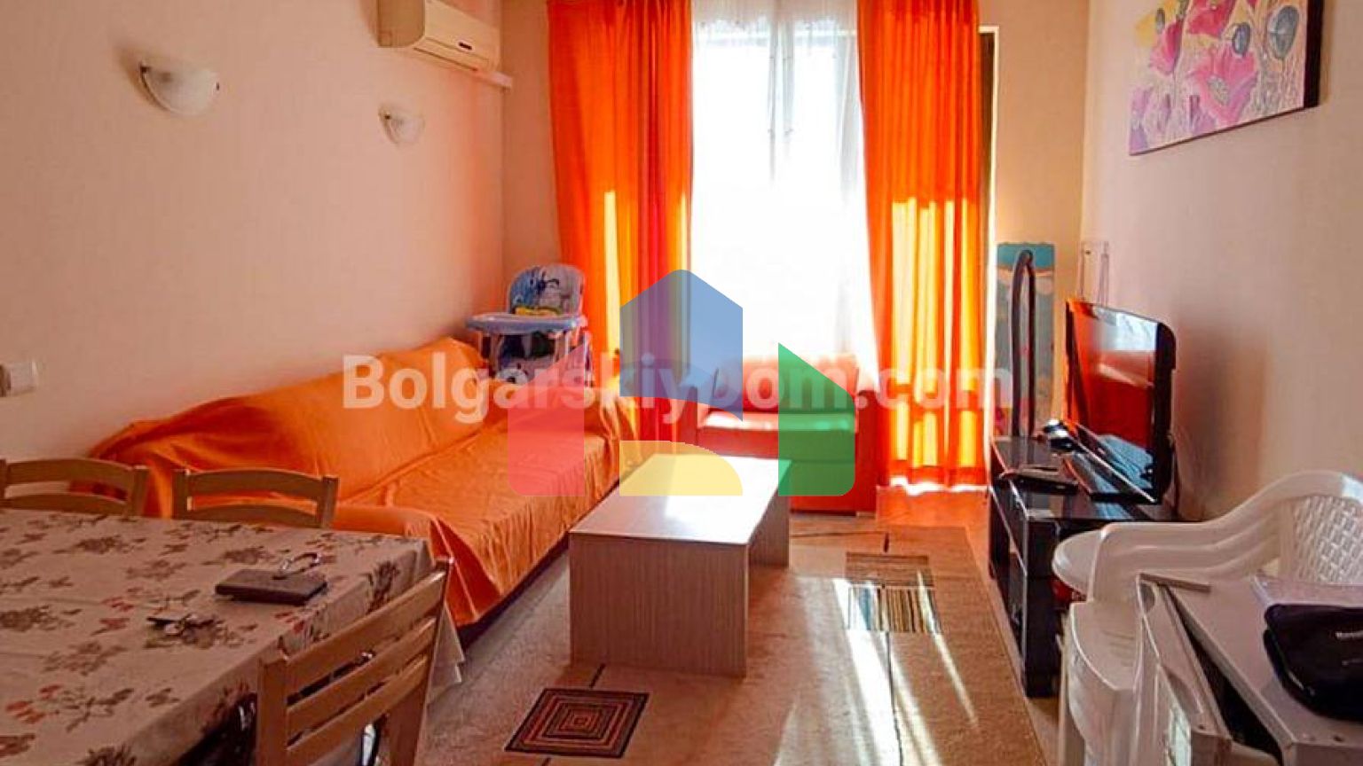 Трикімнатна квартира в Роял Сан