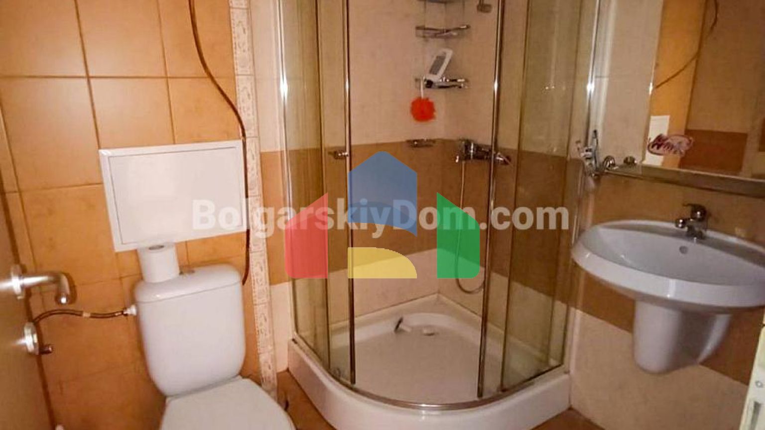 Трикімнатна квартира в Роял Сан