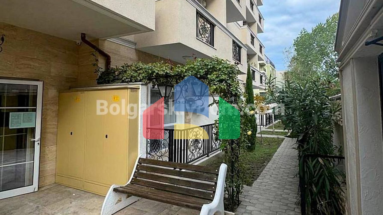 Квартира-студія в Магнолія Резиденс 6