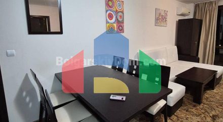 Трикімнатна квартира в Амара