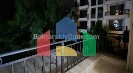 Трикімнатна квартира в Амара