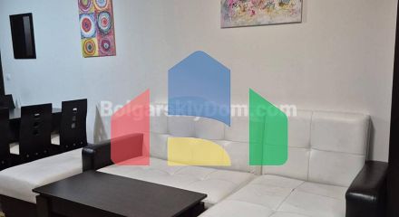 Трикімнатна квартира в Амара