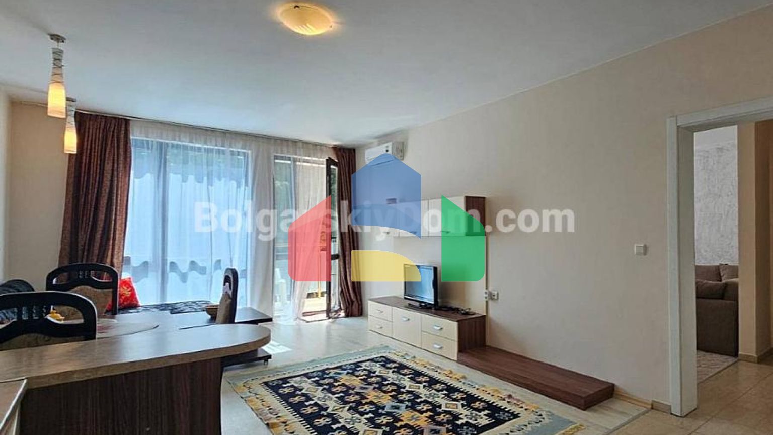 Двокімнатна квартира в Сан Гейт