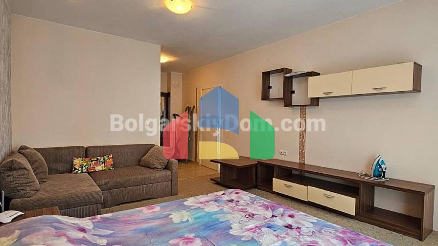 Двокімнатна квартира в Сан Гейт