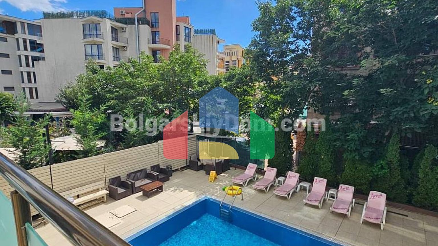 Двокімнатна квартира в Сан Гейт