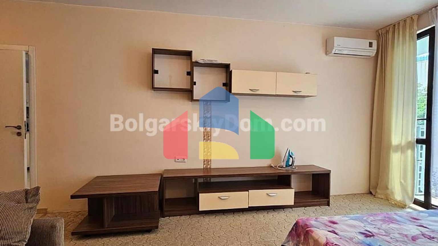 Двокімнатна квартира в Сан Гейт