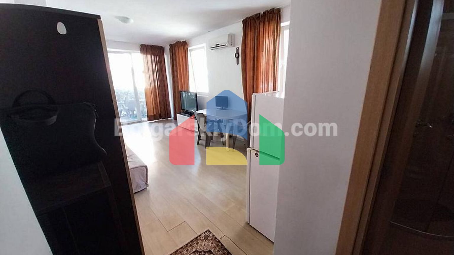 Квартира-студія в Санні В'ю Централ