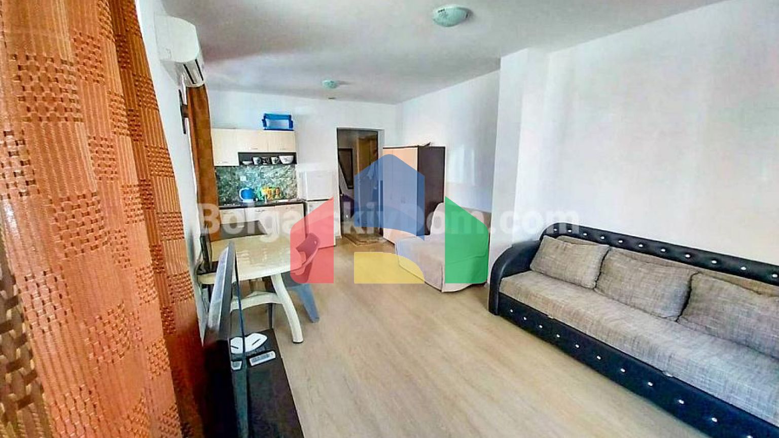 Квартира-студія в Санні В'ю Централ