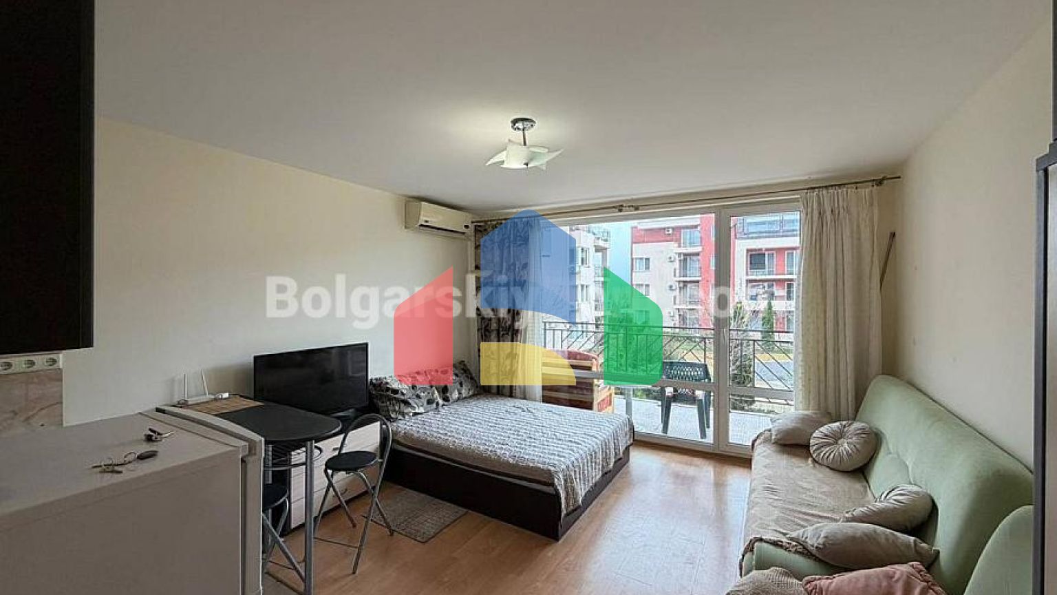 Квартира-студія в Холідей Форт