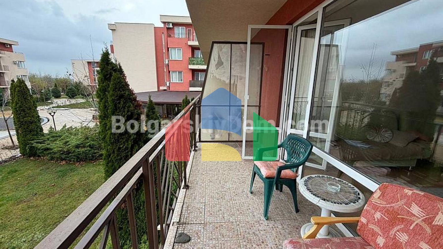 Квартира-студія в Холідей Форт