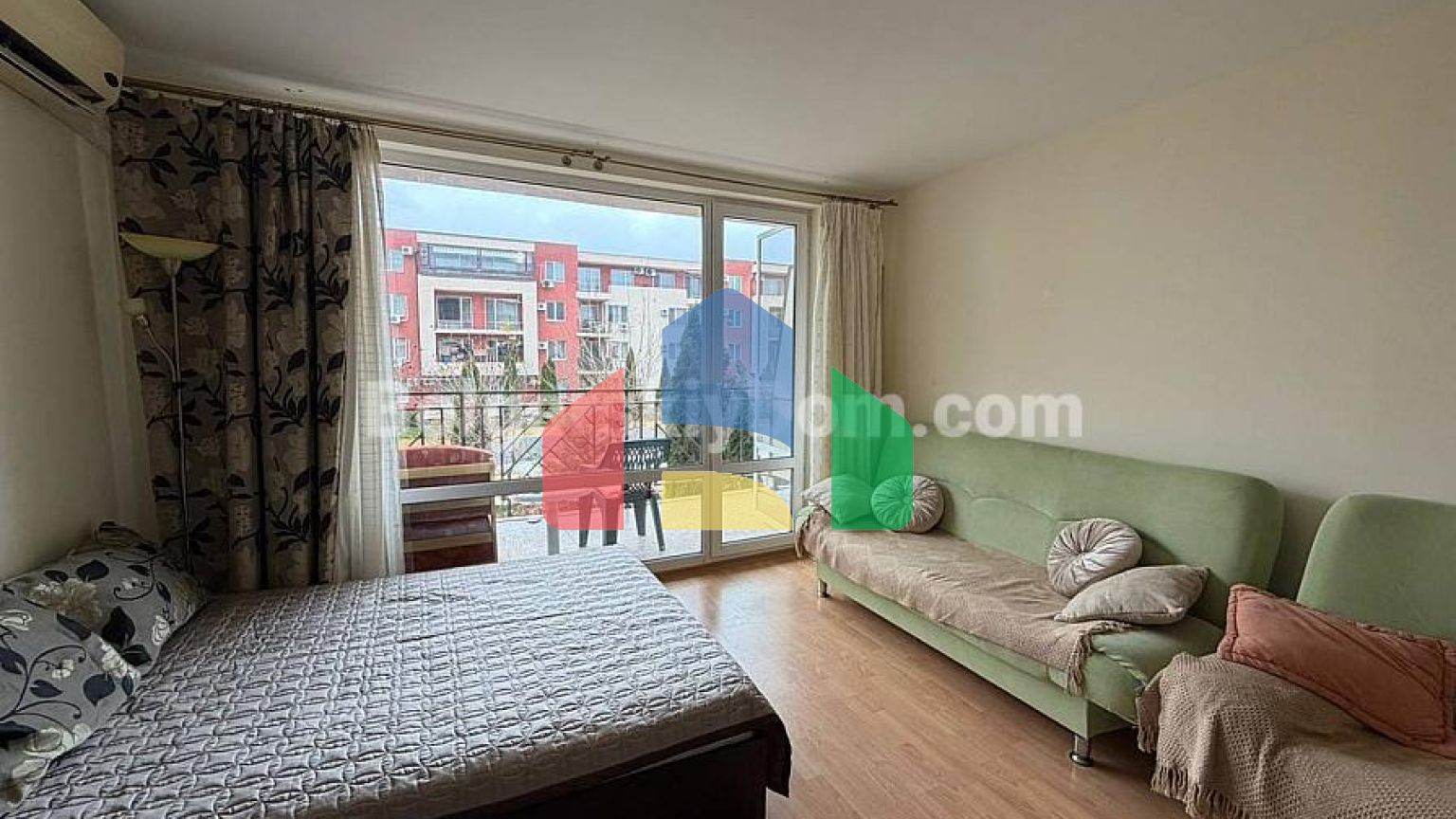 Квартира-студія в Холідей Форт