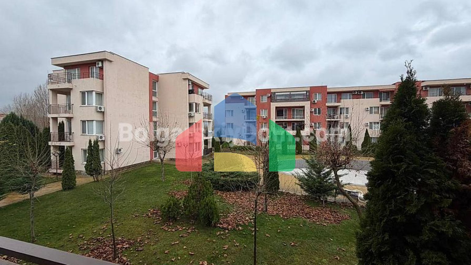 Квартира-студія в Холідей Форт