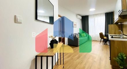 Двокімнатна квартира в Санні Дей 3