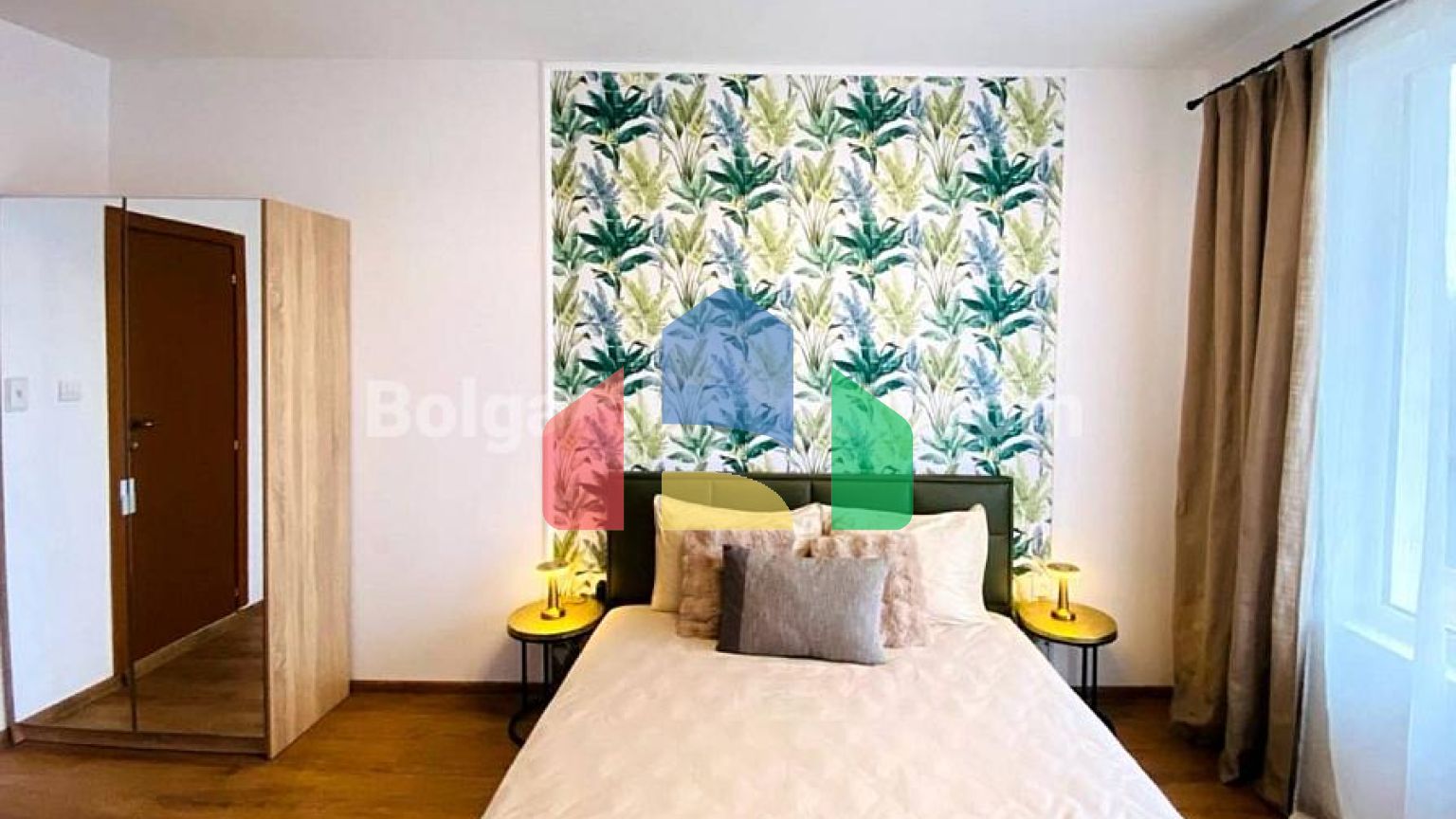 Двокімнатна квартира в Санні Дей 3