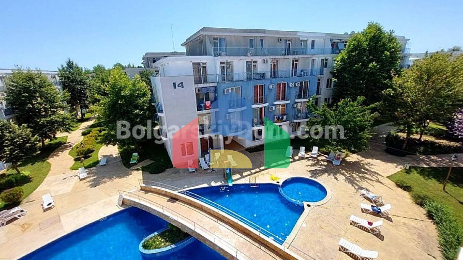 Двокімнатна квартира в Санні Дей 3