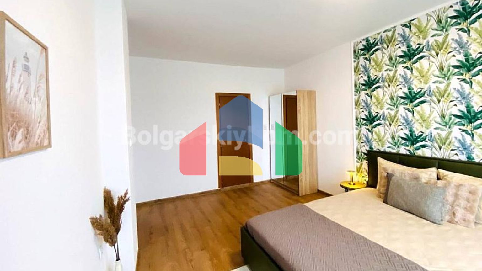 Двокімнатна квартира в Санні Дей 3