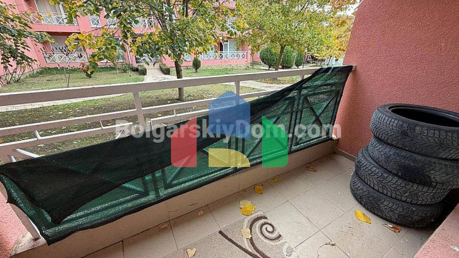 Трикімнатна квартира в Санні Дей 6