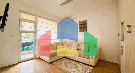 Трикімнатна квартира в Санні Дей 6