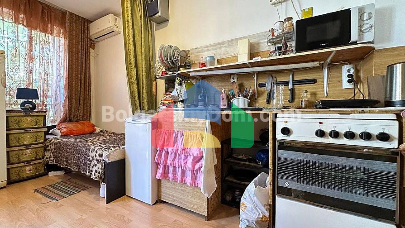 Двокімнатна квартира в Санні Дей 6