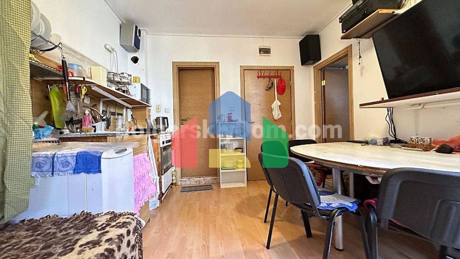 Двокімнатна квартира в Санні Дей 6