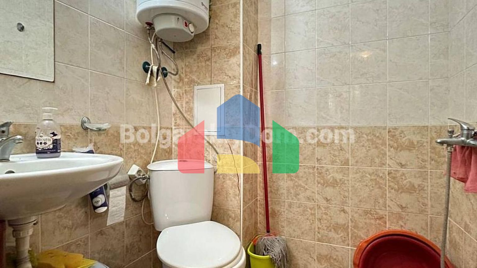 Двокімнатна квартира в Санні Дей 6