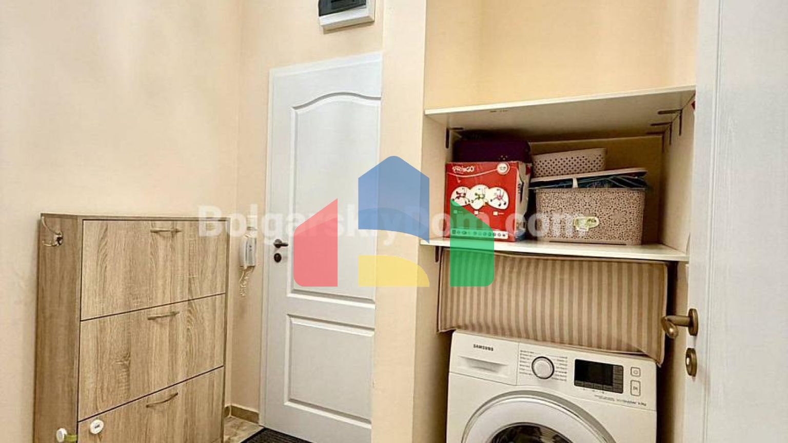 Двокімнатна квартира в Венера / Анастасія Палас