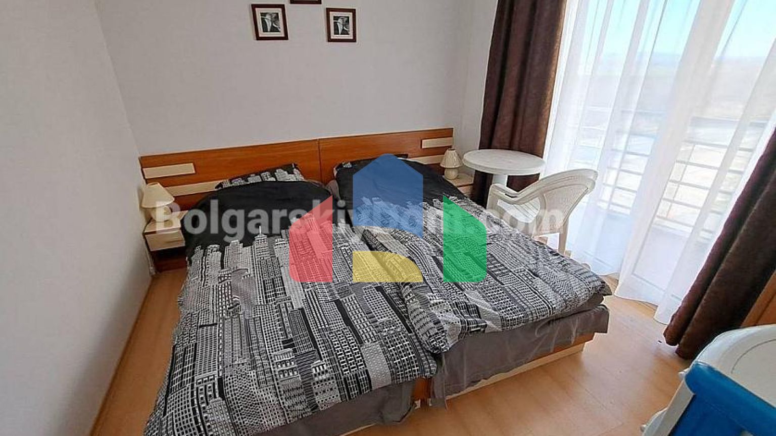 Трикімнатна квартира в Санні Дей 5