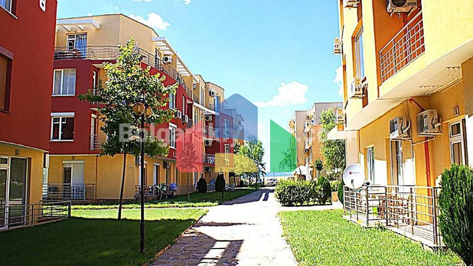 Трикімнатна квартира в Санні Дей 5