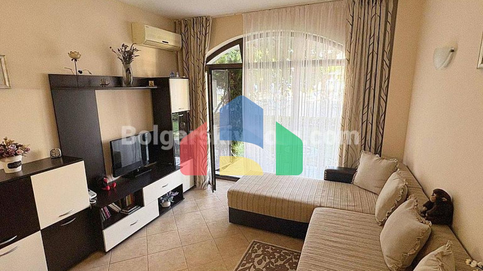 Двокімнатна квартира в Роял Сан