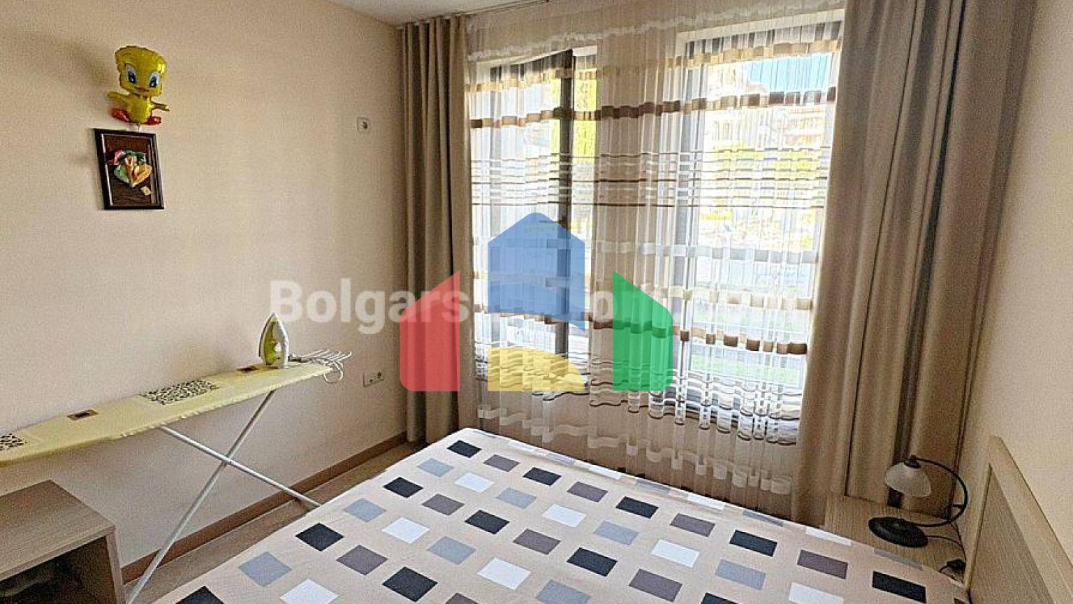 Двокімнатна квартира в Роял Сан