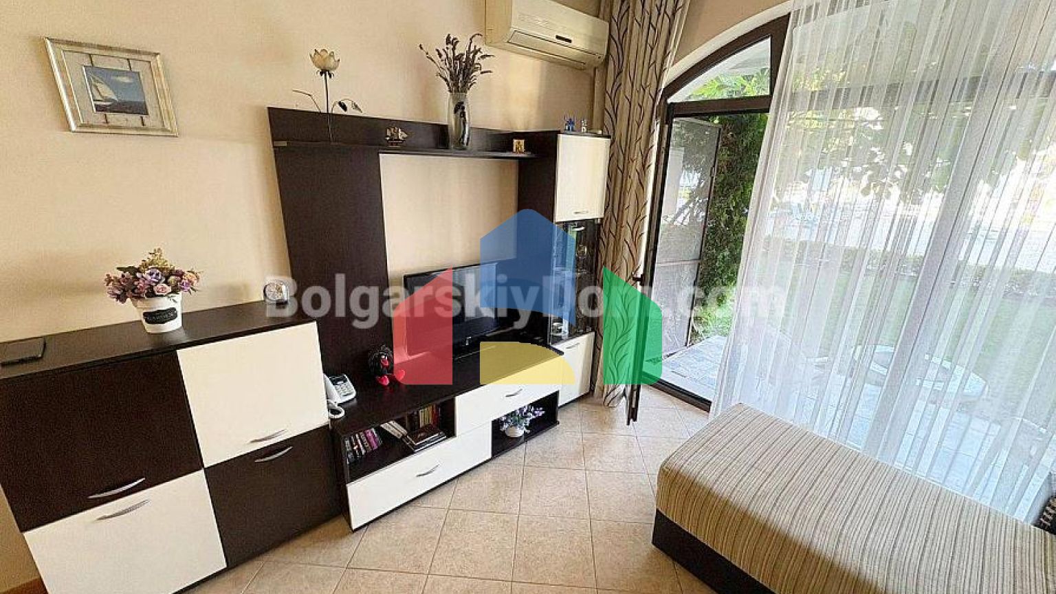 Двокімнатна квартира в Роял Сан