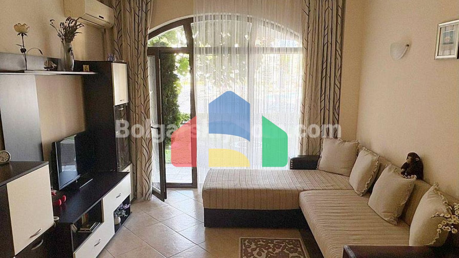 Двокімнатна квартира в Роял Сан