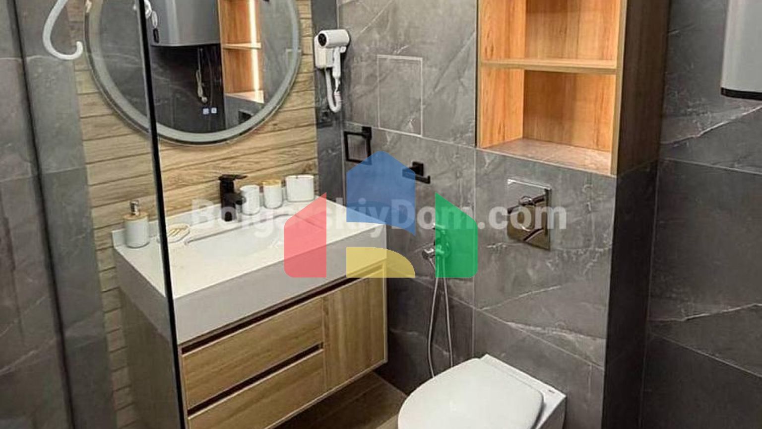 Трикімнатна квартира в Світ Хоум 9