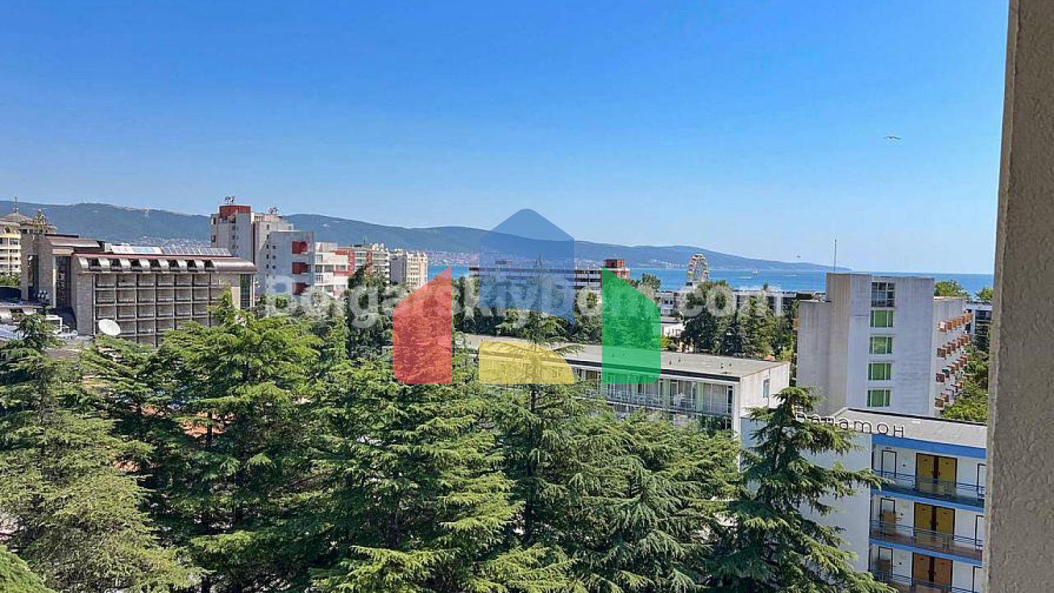 Сонячний берег