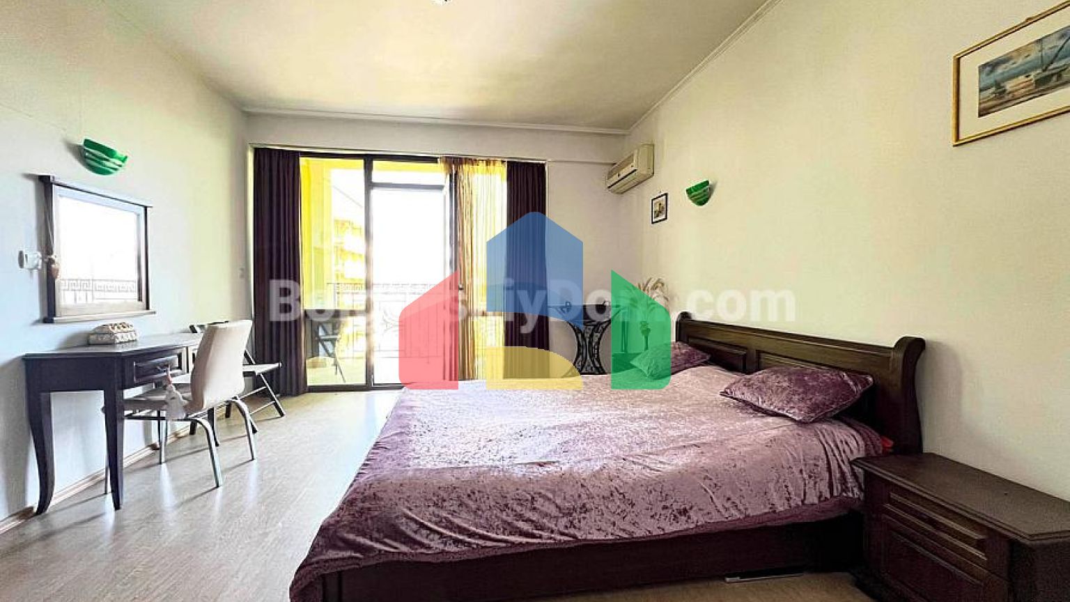 Сонячний берег