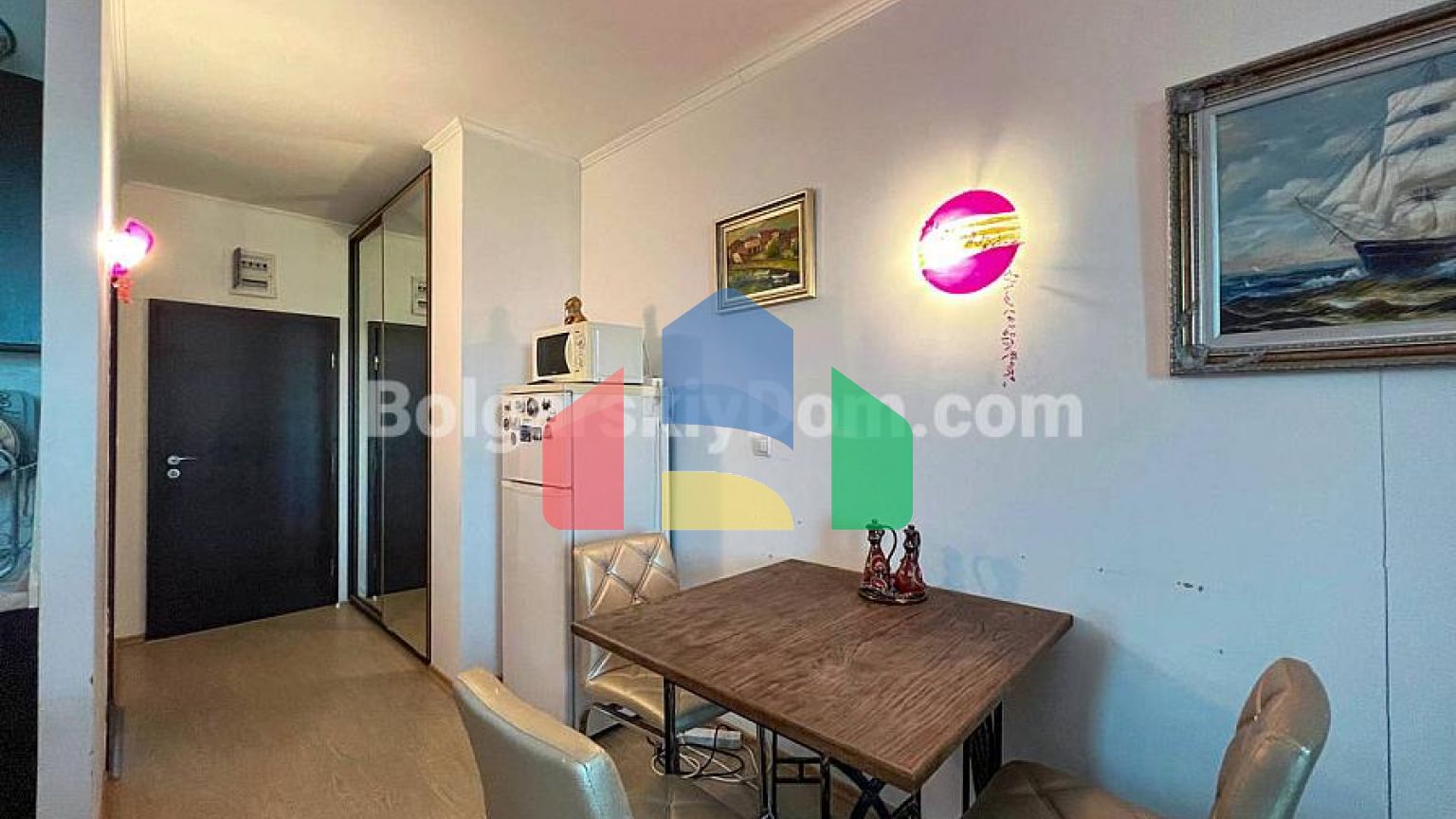 Сонячний берег