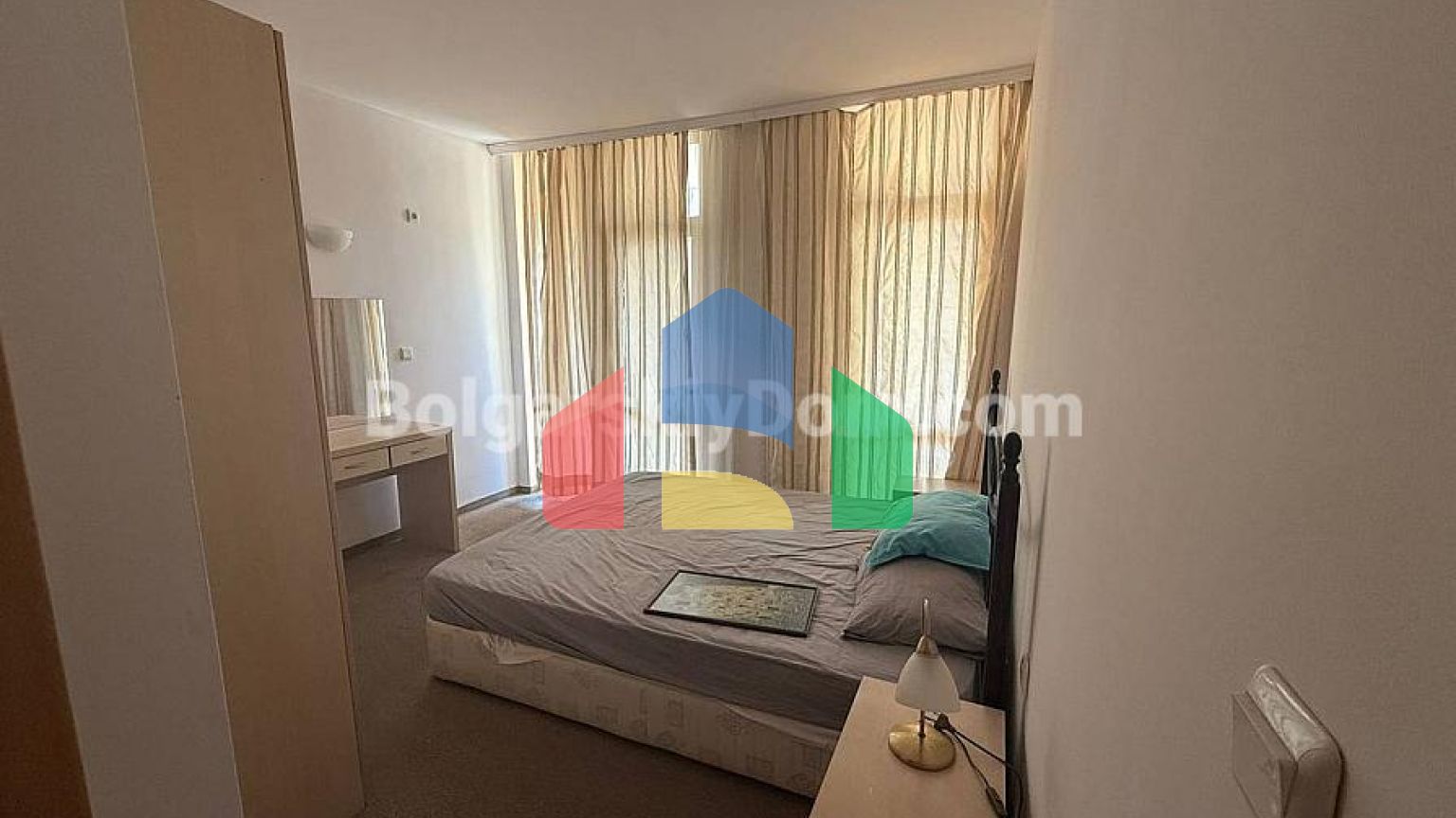 Трикімнатна квартира в Сандс