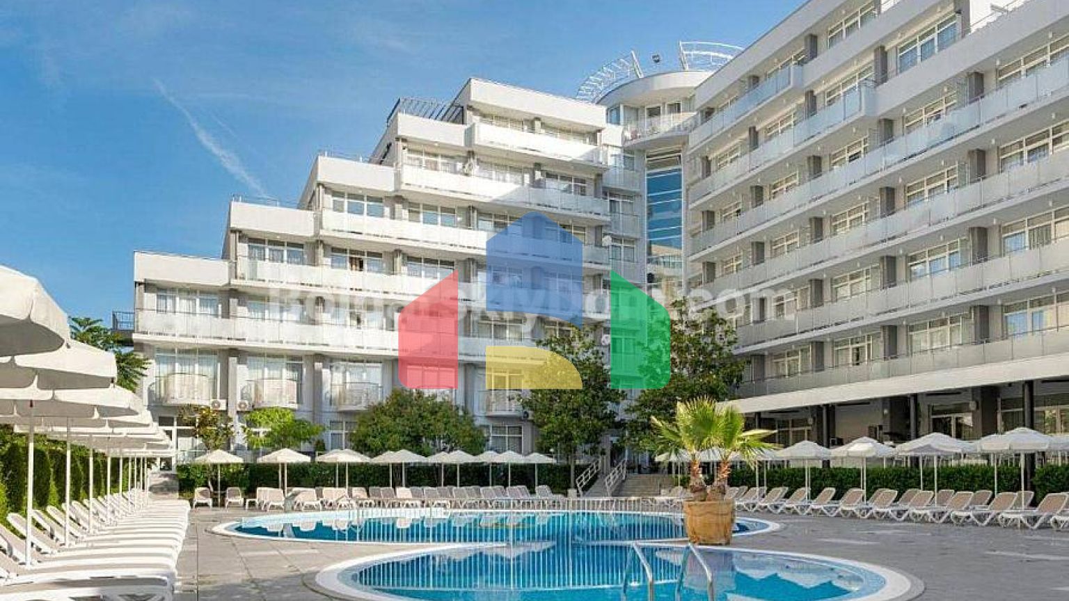 Квартира-студія в Перла