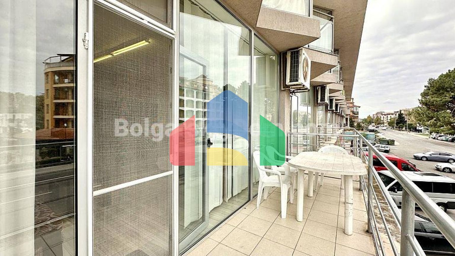 Квартира-студія в Перла