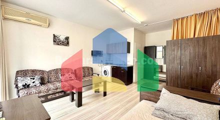 Квартира-студія в Перла